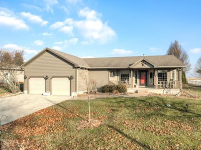 111 Melissa Dr, Lexington, IL, 61753