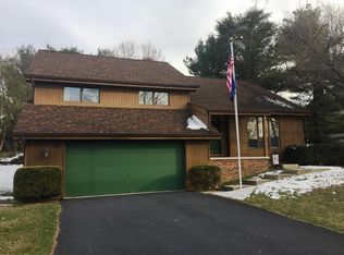 41 Brookwood Dr, Lititz, PA 17543