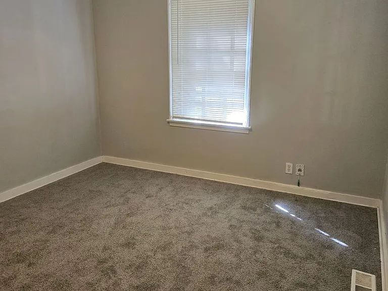 1115 Euclid Ave — Photo 3