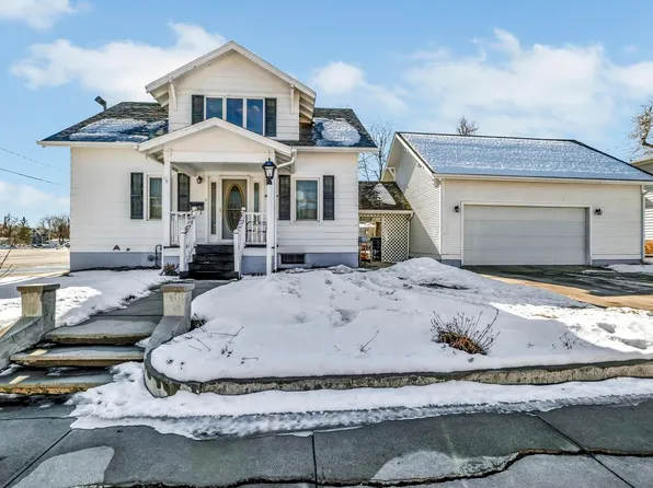 1112 Sherman St, Sturgis, SD 57785