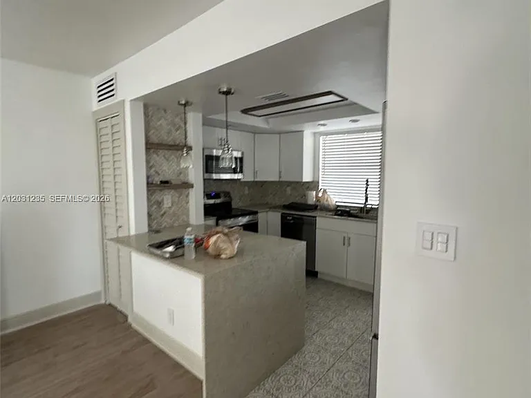 7112 SW 113th Ct — Photo 1