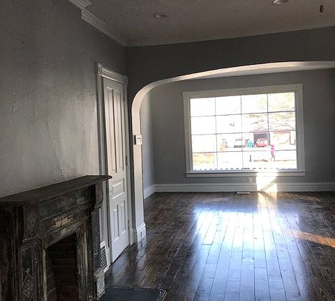 3rd image of 918 S Westnedge Ave #1