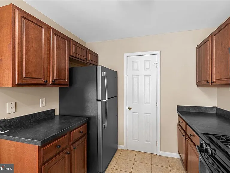233 Thrush Dr — Photo 12