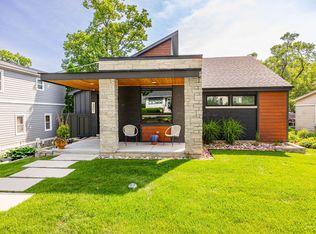 5401 Carpenter St, Downers Grove, IL 60515