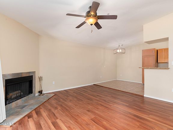 5th image of 1185 W University Ave #15-224
