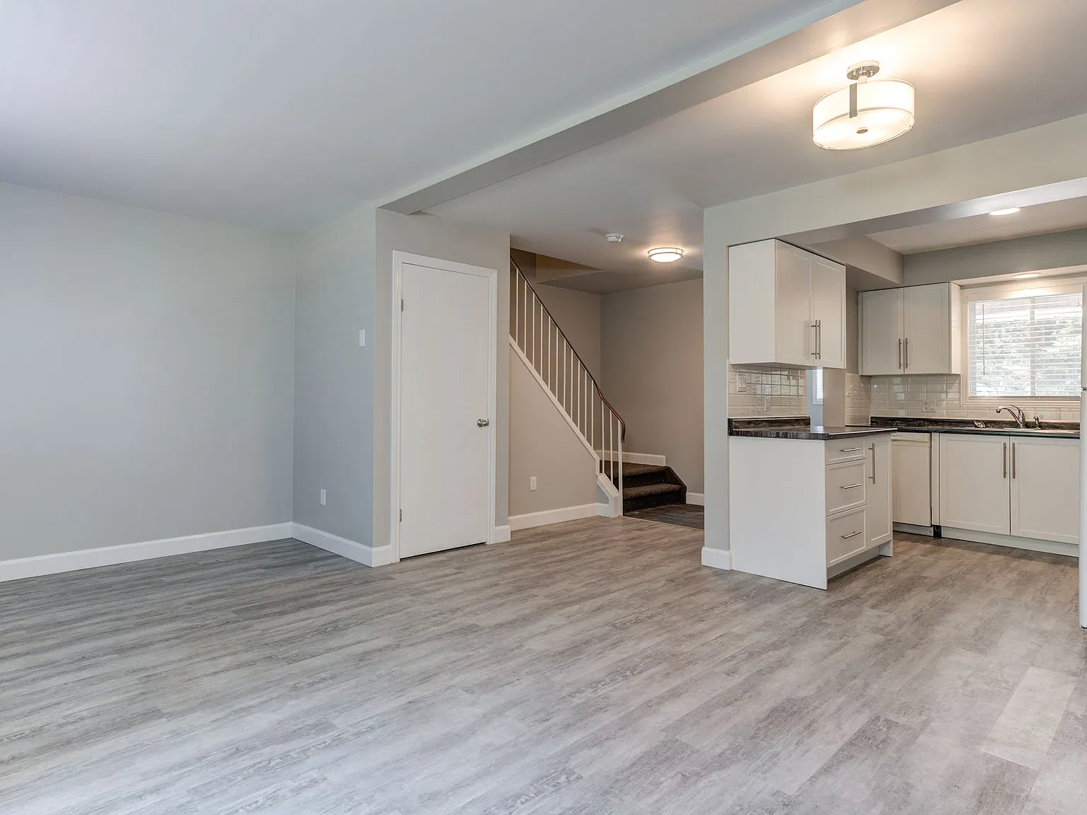 2 bed, 1.5 bath, 1000 sqft, $2,550 — Photo 4