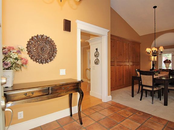 4th image of 11483 Green Bluffs Ct