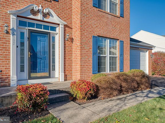 5th image of 1105 Thebes Dr