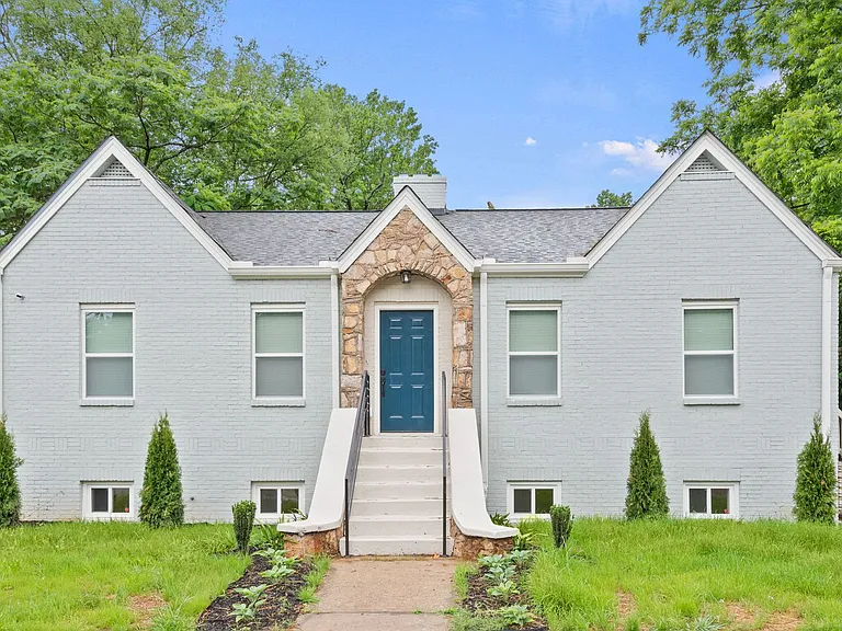 636 Francis Pl NW #A — Photo 1