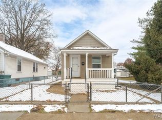 1845 Rhodes St, Madison, IL 62060