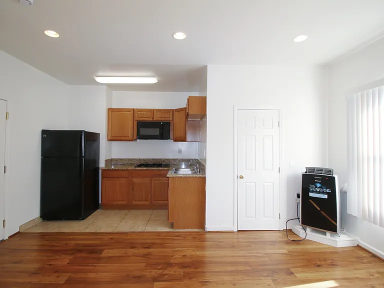 Westmoreland Apartments LLC — Photo 11