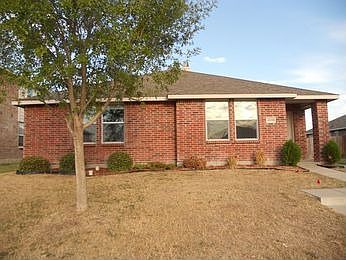 1st image of 2808 Lake Vista Dr