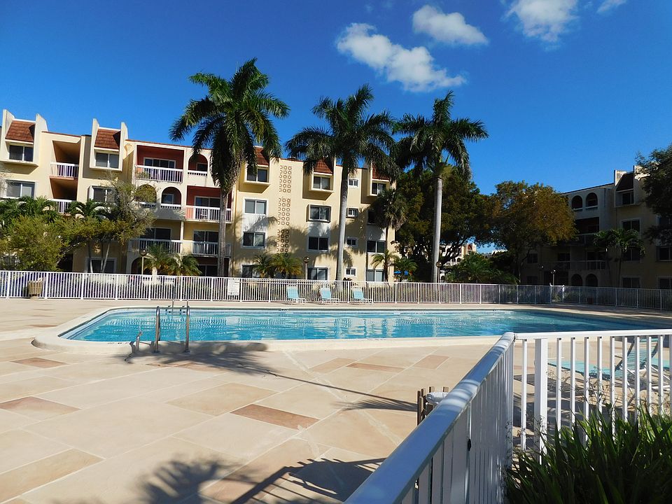 1st image of 7850 Camino Real APT 419