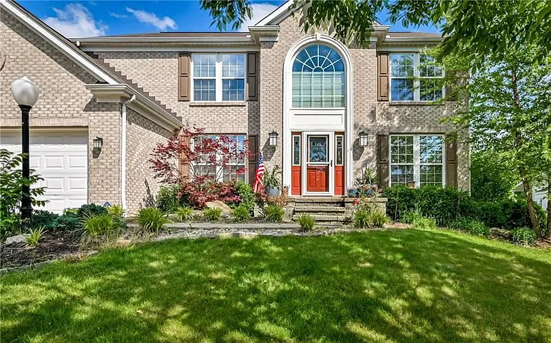 1710 Holmes Dr photo 1