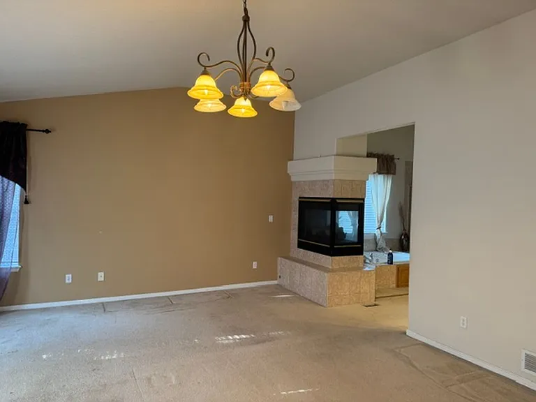 13819 Fillmore St — Photo 3