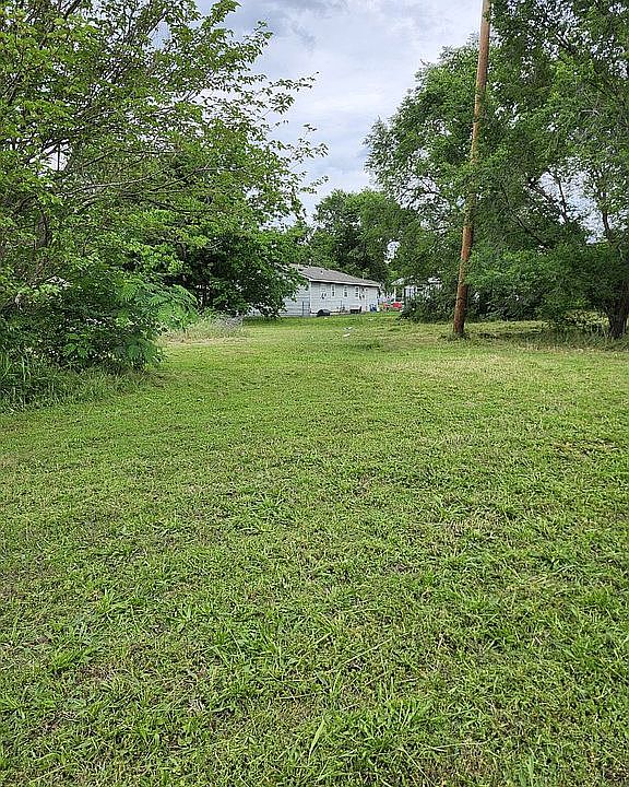 1st image of 5811 N Frankfort Ave