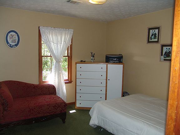 4th image of 3643 Cainview Dr
