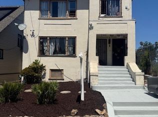 2445 10th Ave, Oakland, CA