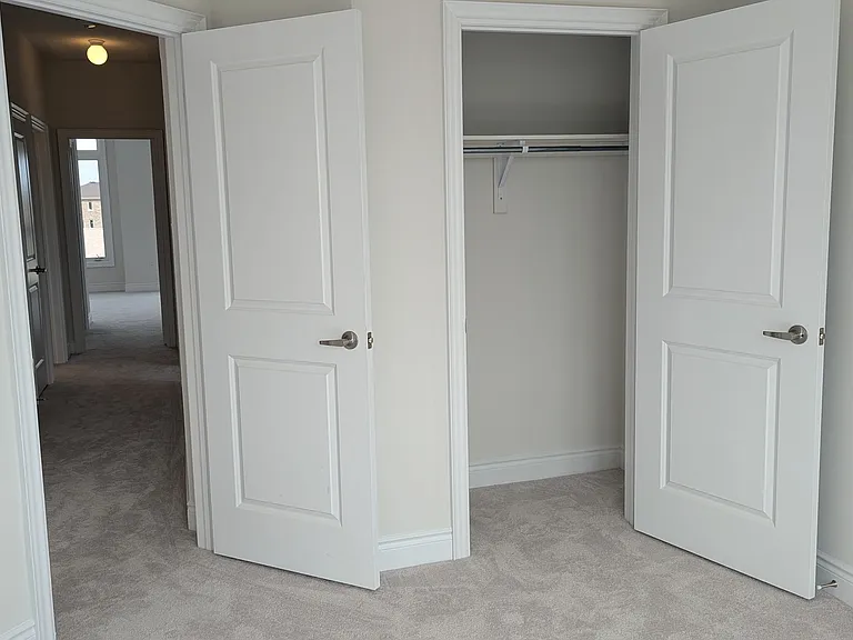 Tennant Cir — Photo 4