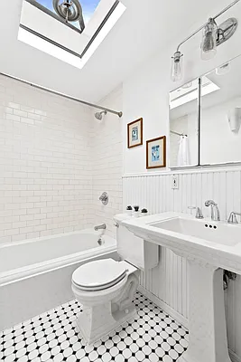 Sold by Compass | media 7
