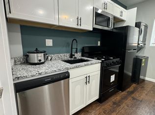 609 5th St SW APT 3, Albuquerque, NM 87102