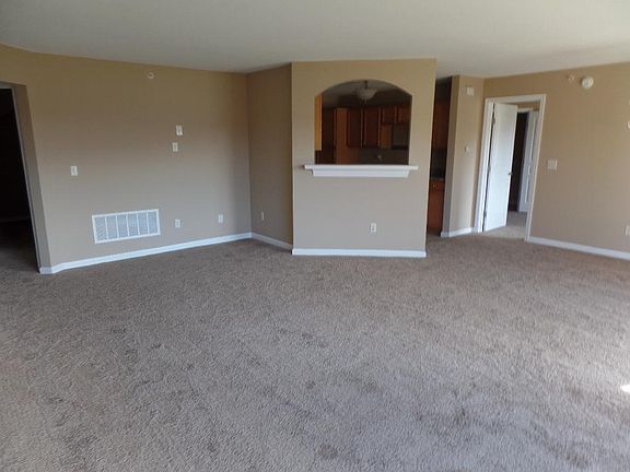 3rd image of 2237 Rolling Hills Dr