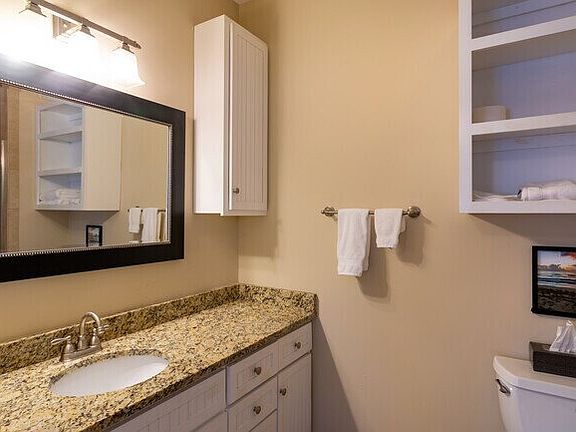 5th image of 1343 Hancock Ct #C