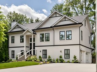 390 Ash Swamp Rd, Glastonbury, CT 06033