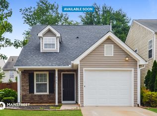 565 Lakeside Cir, Covington, GA 30016