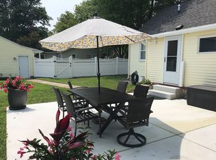 6 S 9th St, Del Haven, NJ 08251