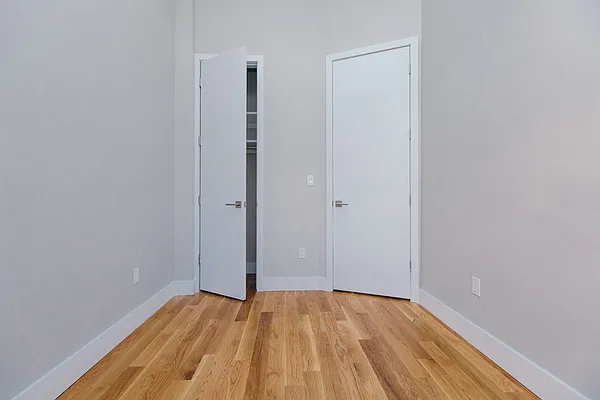 Rented by Nooklyn NYC LLC | media 19