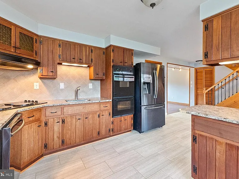218 Belmont Dr SW — Photo 20