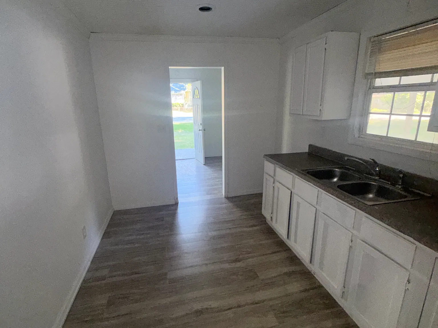 2 bed, 1172 sqft, $900 — Photo 4