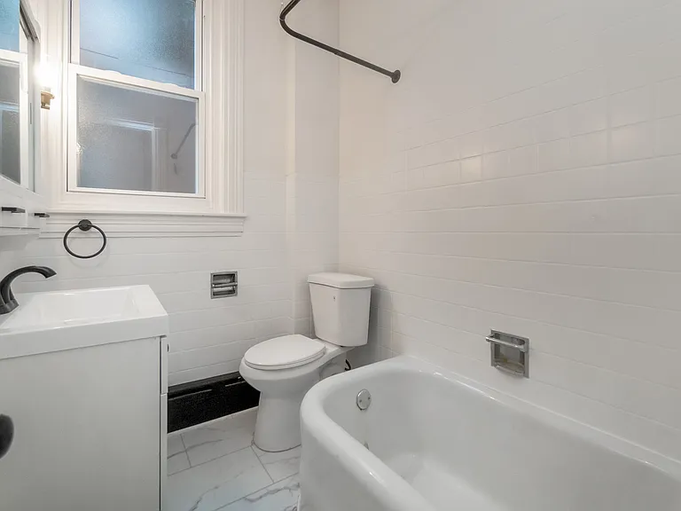 46 S 10th St #1 — Photo 10