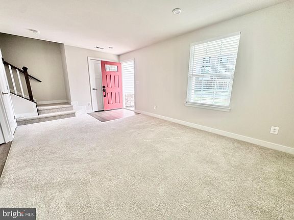 5th image of 547 Lewes Landing Rd