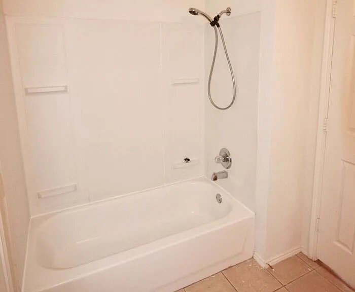 114 Collett Ct — Photo 14