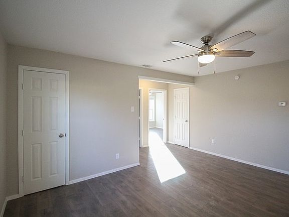 2nd image of 2502 Montalba Ave