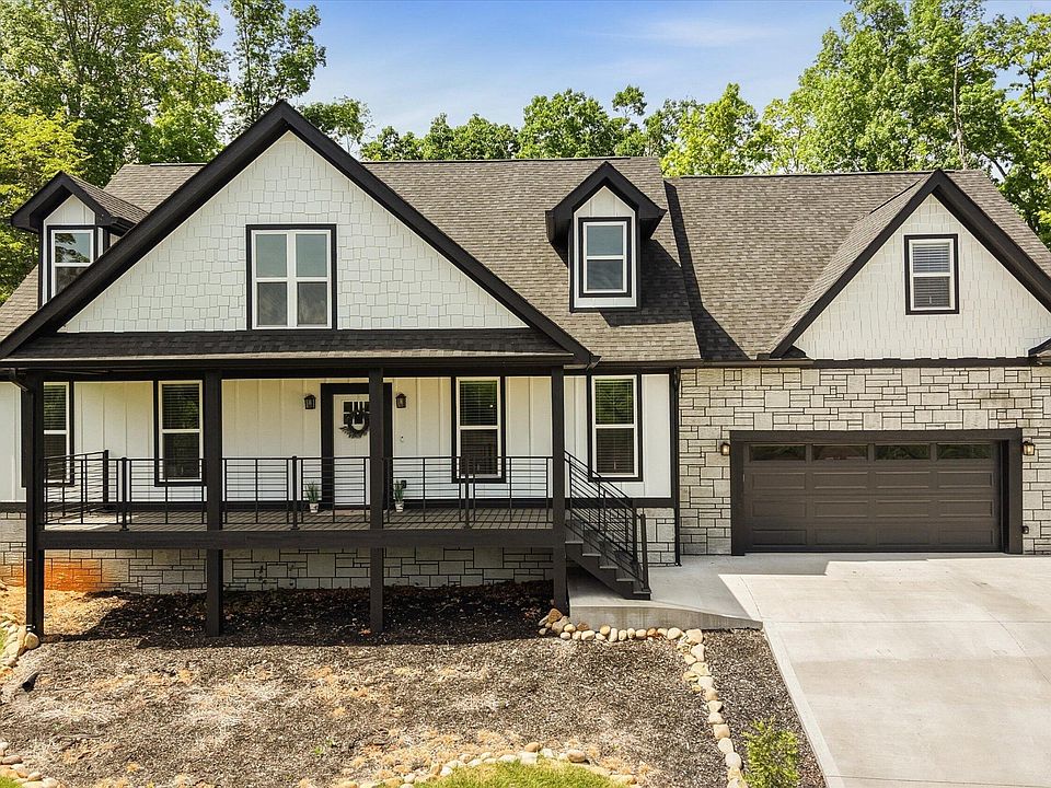 1st image of 1354 Wisteria Ln