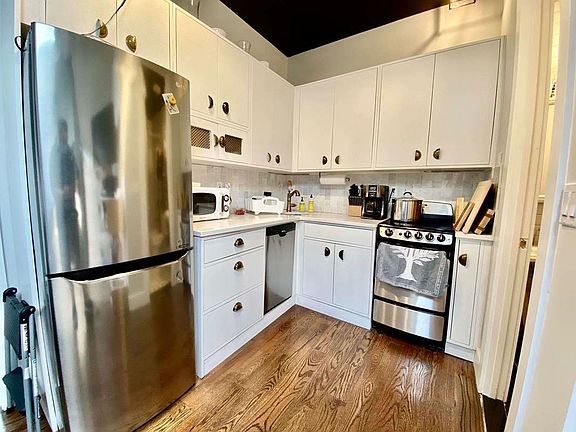 5th image of 514 Washington Ave #4A