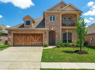 1121 Snowy Owl Dr, Alvarado, TX 76009