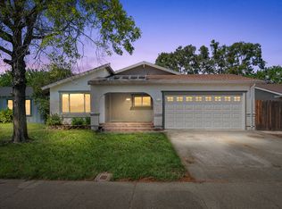 218 Warren Dr, Vacaville, CA 95687