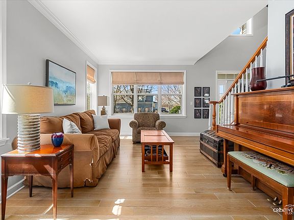 4th image of 232 Loradale Rd