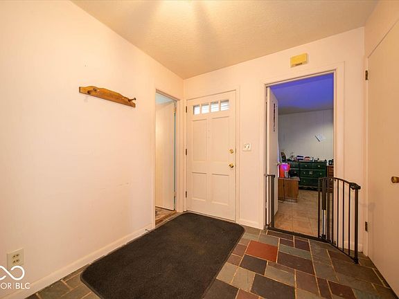 5th image of 21 S Dawn Dr