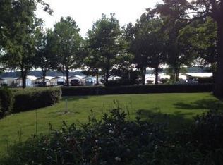 2534 Lafayette Rd, Wayzata, MN 55391