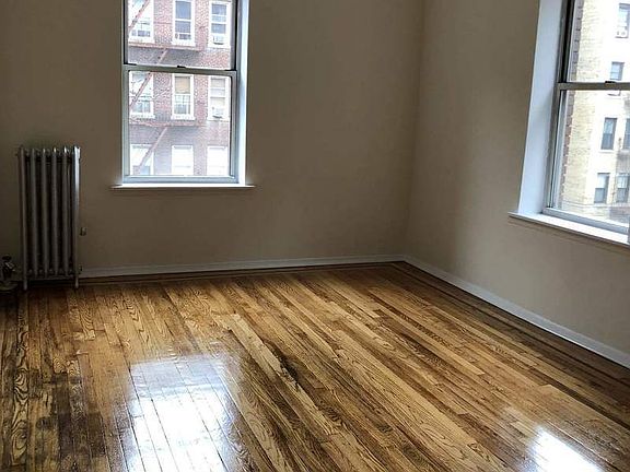 4th image of 261 Seaman Ave APT 12C