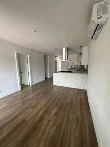 (Undisclosed Address), Los Angeles, CA, 90047