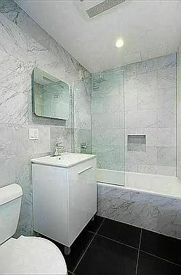 5th image of 127 E 36th St #3C