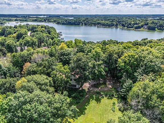 5th image of 5420 Lake Sarah Heights Dr