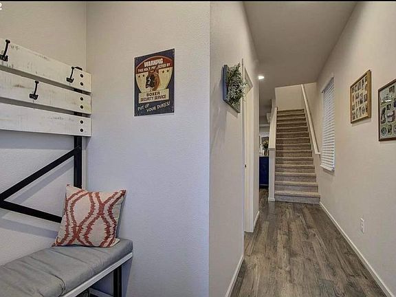 3rd image of 2247 NE 118th Pl