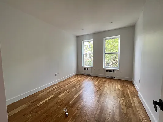 Rented by Nooklyn NYC LLC | media 20